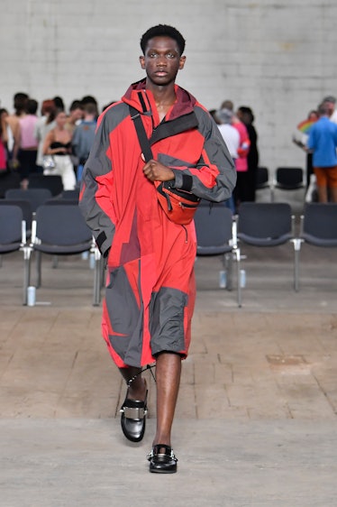 MILAN, ITALY - JUNE 19: A model walks the runway during the JW Anderson Ready to Wear Spring/Summer ...